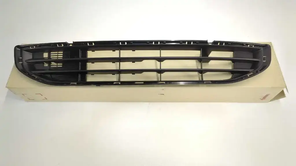 شبكة اكصدام سفلية اتراج اصلى